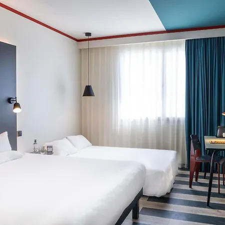 Ibis Styles Barcelona 酒店 圣琼德斯帕