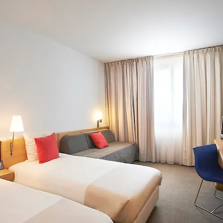 Ibis Styles Barcelona Hotel 4*